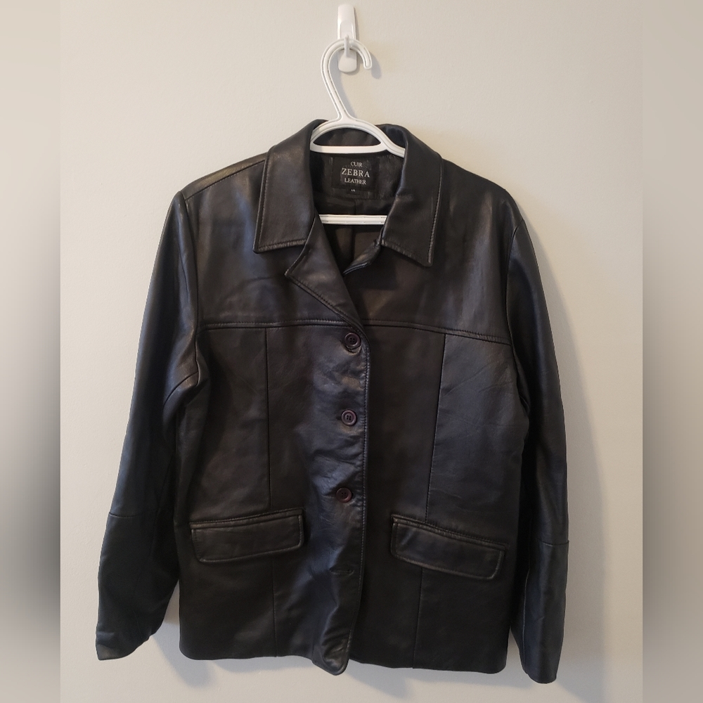 Vintage Zebra brand black leather jacket size L